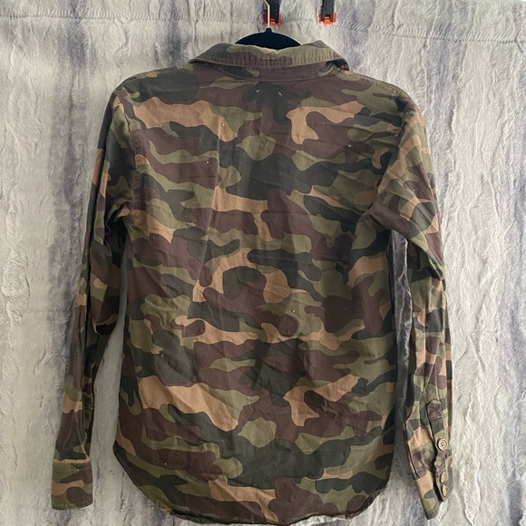 Blue Rain camo shirt bought from Francesca’s and never worn. - Picture 4 of 5